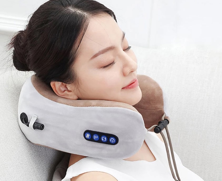 A travel massage pillow is down to $39 and will change flying forever - CNET